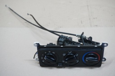 Hyundai galloper панель обдув перемикач 98-03r фото №1