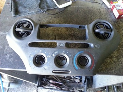 Toyota yaris i 99-05 - рамка обдув фото №1