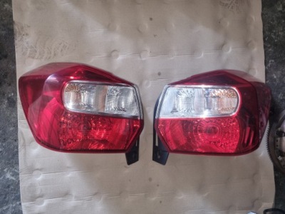 Лампа права задня subaru xv фото №1