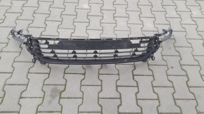 Renault clio iv lift решётка средняя бампера фото №1