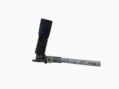 Натягувач поперечина правий задня mercedes w203 a2038600469 фото №1