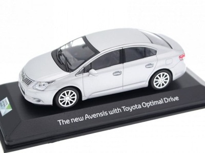 Toyota Avensis III 2008-2011 Minichamps