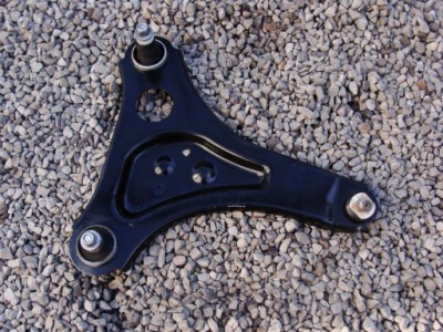 Рычаг правый renault twingo iii smart a453 !!! фото №1