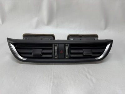 Решітка обдув консолі alfa romeo giulia 156110178 фото №1