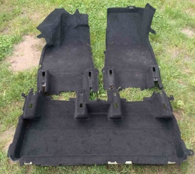 Килимок обшивка підлога комплект tesla y 2024 , пробіг 2500 км фото №1