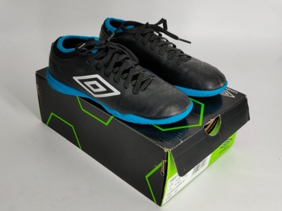 Halówki Umbro rozm. 33,5