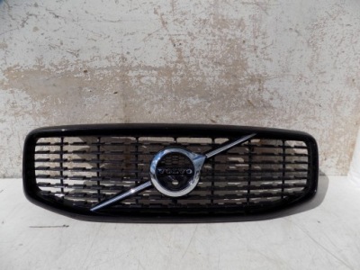 Решітка радіатора решітка радіатора volvo xc60 ii r-design 32228569 фото №1