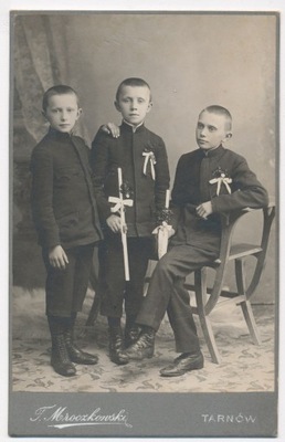 Trzej chłopcy - Mroczkowski, Tarnów. Gabinetowe. (2878)