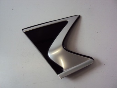 Молдинг крила лівий задня infiniti q30s 2.2 d 16r фото №1