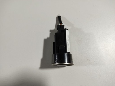 Lexus is300h 13r переключатель power фото №1