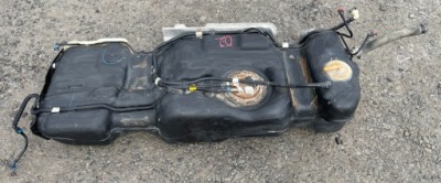 O2 cadillac escalade iv 2014 - 6.2 bak бак топлива насос 15823276 13513 фото №1