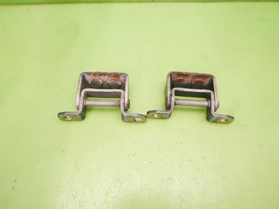 Петлі кришки багажника задня 4a kia carnival i 99- фото №1