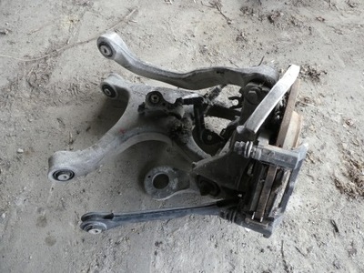 Поворотний кулак лівий задня важіль audi a4 b8 фото №1