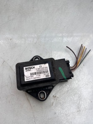 Smart fortwo i --- датчик ускорения 0265005698 фото №1
