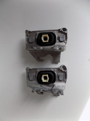 Renault captur lift 0.9tce кронштейн подушка коробки фото №1