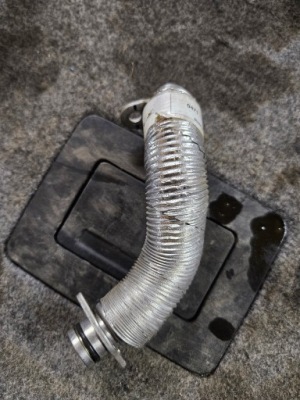 Шланг патрубок оливи турбіни mini bmw 8629970 фото №1