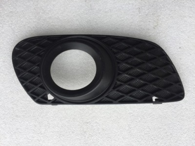 Mercedes ml w164 решітка заглушка протитуманної фари фото №1