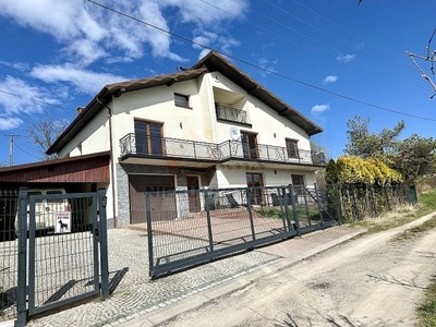 Dom, Chomranice, Chełmiec (gm.), 285 m²