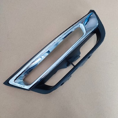 Решітка бампера ліва honda crv хром фото №1