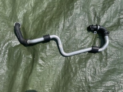 Porsche panamera 970 пабтрубок  труба воды радиатора жидкость жидкость 97057258600 фото №1