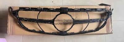 Решётка радиатора кронштейн решётка радиатора mercedes c-klasa a2058881260 фото №1