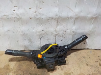 Toyota yaris 2009r 1.3b стрічка шлейф перемикачі фото №1