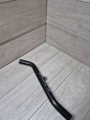 11803. maserati 4200 труба насос води 98000104 фото №1