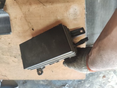 Chevrolet aveo t250 коробка запобіжників 1,2 16v фото №1