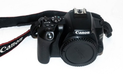 Aparat Canon EOS 250D BODY 24.1Mpix ISO 51200 5TYŚ
