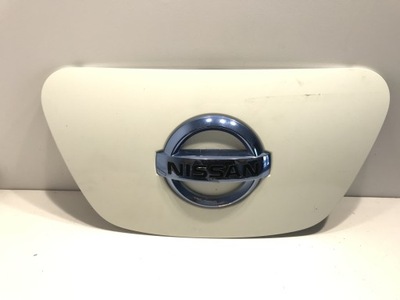 Nissan leaf решітка радіатора кришка заряджання фото №1