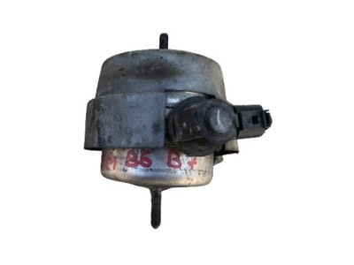 RANKENA PAGALVĖ VARIKLIO AUDI A4 B6 B7 8E0199379E 