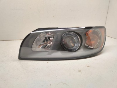Лампа ліва ксенон volvo v50 30698889 фото №1