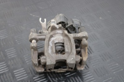 Суппорт тормозной левый задняя 6798957 bmw x1 f48 фото №1