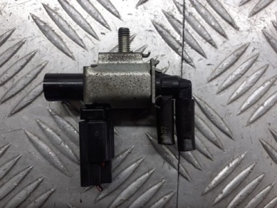 Клапан вакуумa mazda 5 1.8 16v 4m5g-9a500-nb фото №1