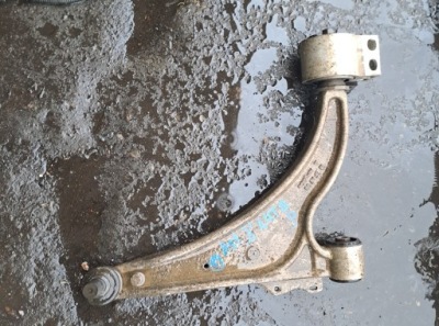 Opel astra j 09r- рычаг правый фото №1