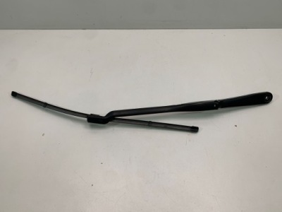 Дворники передние bmw 7 g11, g12 7357307 2016 фото №1