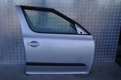 Skoda roomster - двері передні праве фото №1