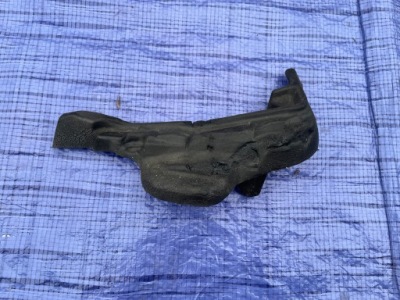 Peugeot 2008 губка шумоизоляция правое фото №1