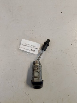 Audi a1 8x вкладка замок дверь левый фото №1