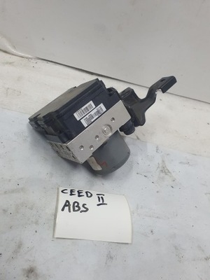 Ceed ii блок керування насос abs 61589-45200 фото №1