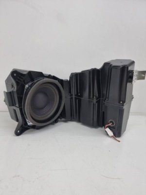 Lexus rx 450h 2018 динамик низкочастотный фото №1