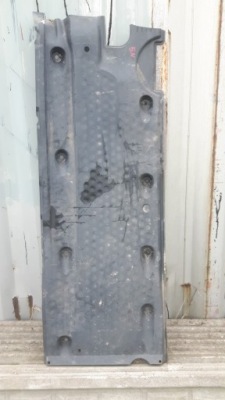 Захист підвіска vw tiguan 5n0825201b ліва фото №1