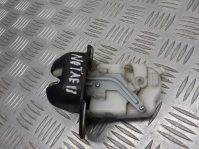 Замок кришки багажника nissan note e11 1.5 dci фото №1