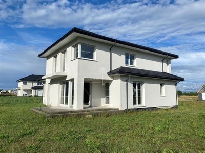 Dom, Łabiszyn, Łabiszyn (gm.), 276 m²