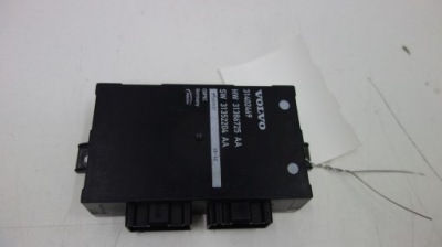 Volvo v70 модуль блок управления крышки задний 31402469 фото №1