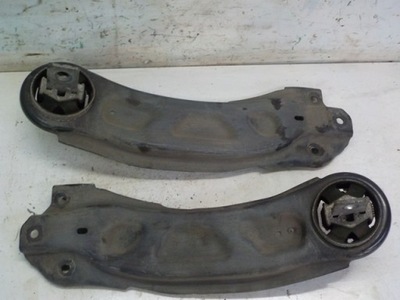 Mercedes cla рычаг левый задняя фото №1