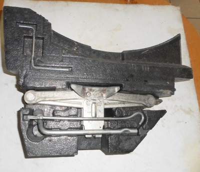 Nissan x-trail t30 домкрат ключ фото №1