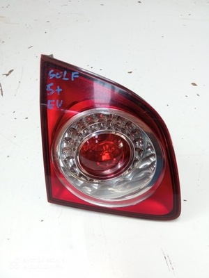 GOLF 5 V PLUS LAMPA LEWY TYL W KLAPE 5M0945093J