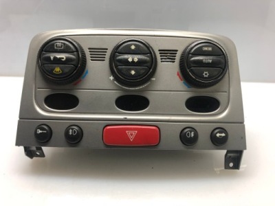 Панель кондиционера fca 01560513690 фото №1