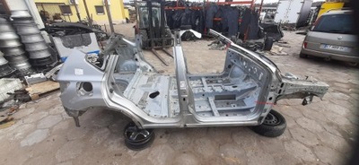 Чверть правий перед права передня підкрилок nissan qashqai j10 фото №1